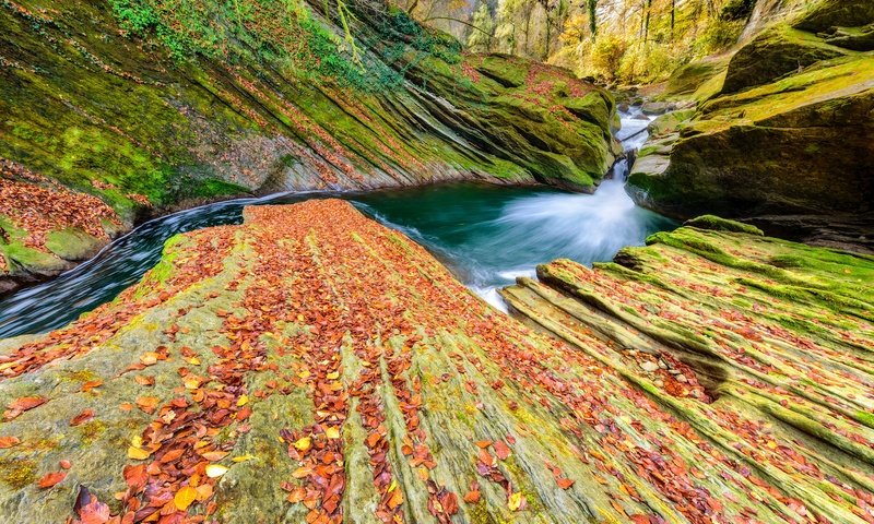 Обои река, скалы, осень, франция, савойя, river, rocks, autumn, france, savoie разрешение 5995x3373 Загрузить