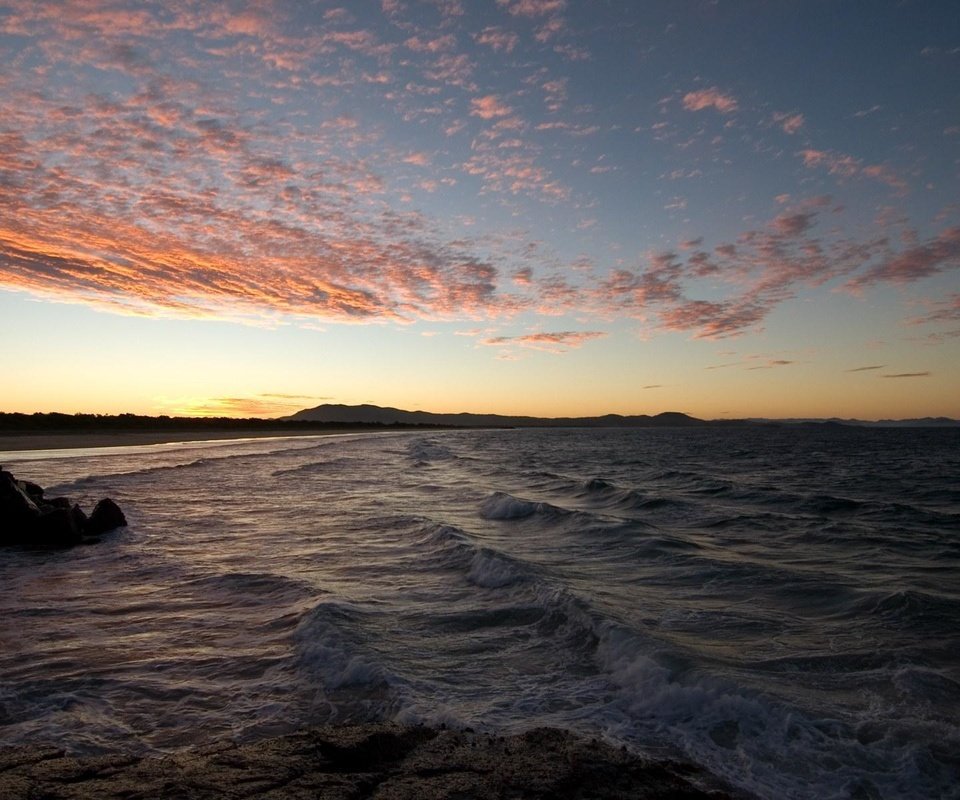 Обои вечер, природа, камни, волны, закат, пейзаж, море, лето, the evening, nature, stones, wave, sunset, landscape, sea, summer разрешение 1920x1200 Загрузить