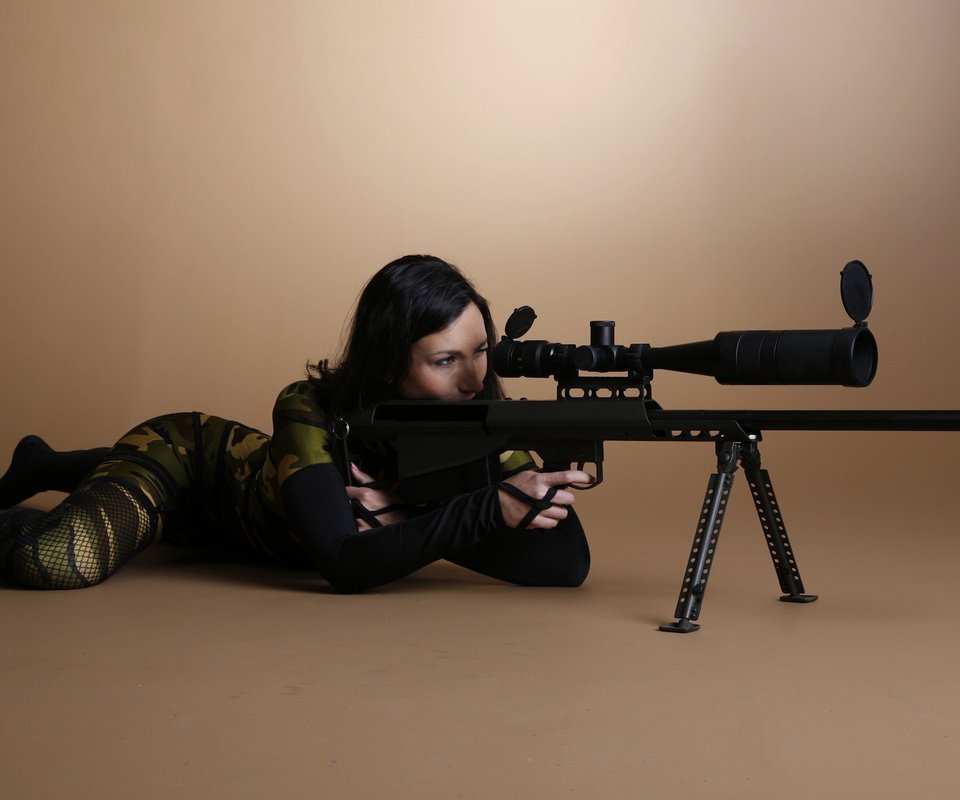 Обои девушка, снайпер, с оружием, girl, sniper, weapons разрешение 1920x1200 Загрузить