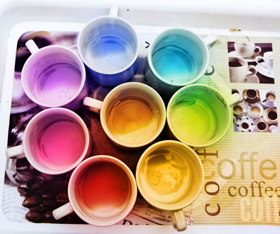 Обои цвета, кофе, радуга, кружки, поднос, color, coffee, rainbow, mugs, tray разрешение 2000x1536 Загрузить