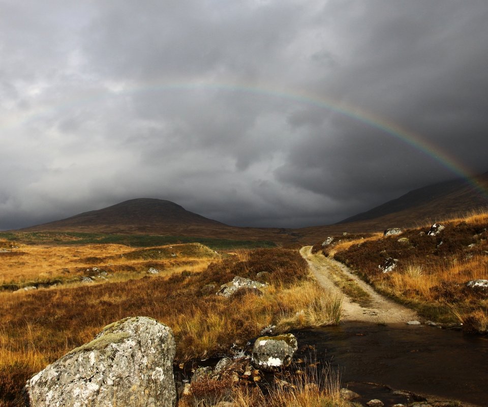 Обои небо, облака, радуга, серый, шотландия, the sky, clouds, rainbow, grey, scotland разрешение 2560x1600 Загрузить