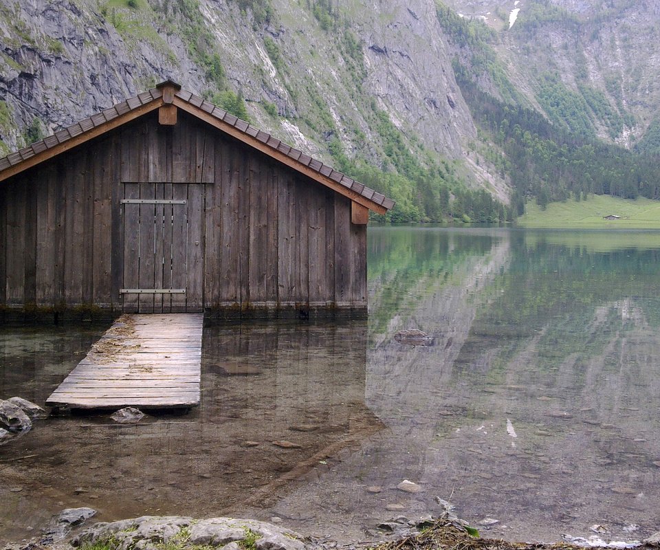 Обои озеро, отражение, хижина, boat hut, lake, reflection, hut разрешение 1920x1200 Загрузить