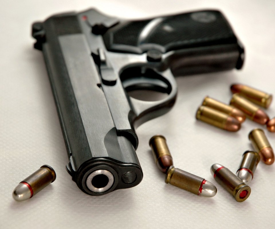 Обои пистолет, пуля, gun, bullet разрешение 1920x1080 Загрузить