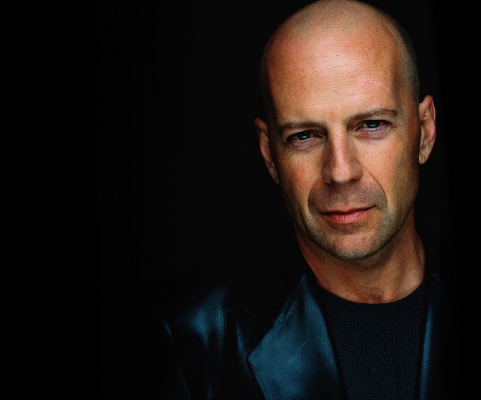 Обои брюс уиллис, bruce willis разрешение 2560x1600 Загрузить