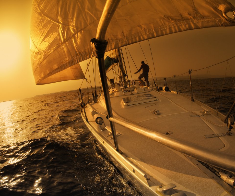 Обои вода, фото, люди, лодки, человек, лодка, спорт, парусники, water, photo, people, boats, boat, sport, sailboats разрешение 2560x1600 Загрузить