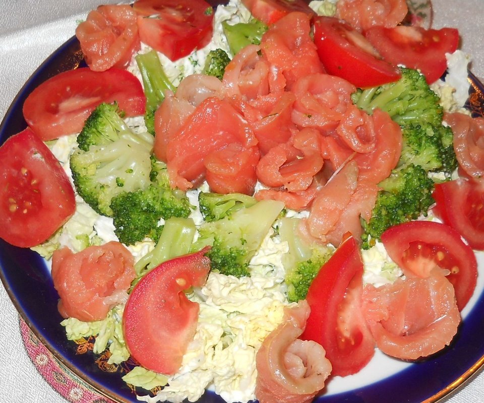 Обои салат, сёмга, salad, salmon разрешение 1920x1200 Загрузить