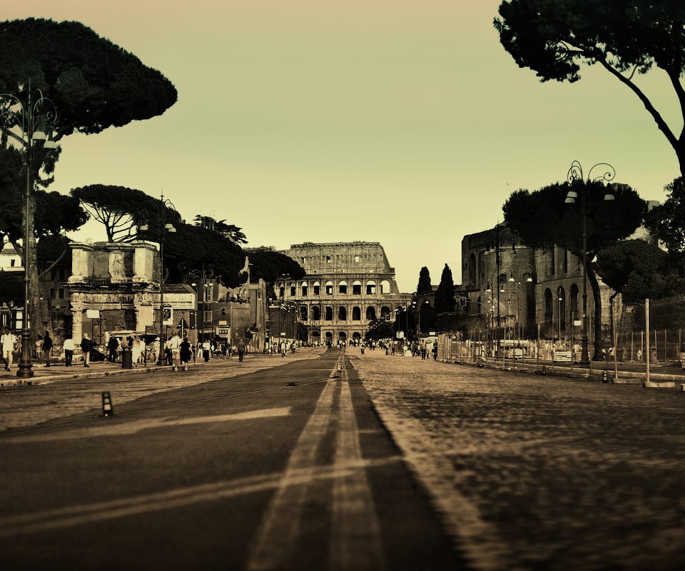 Обои дорога, италия, колизей, рим, road, italy, colosseum, rome разрешение 2560x1600 Загрузить