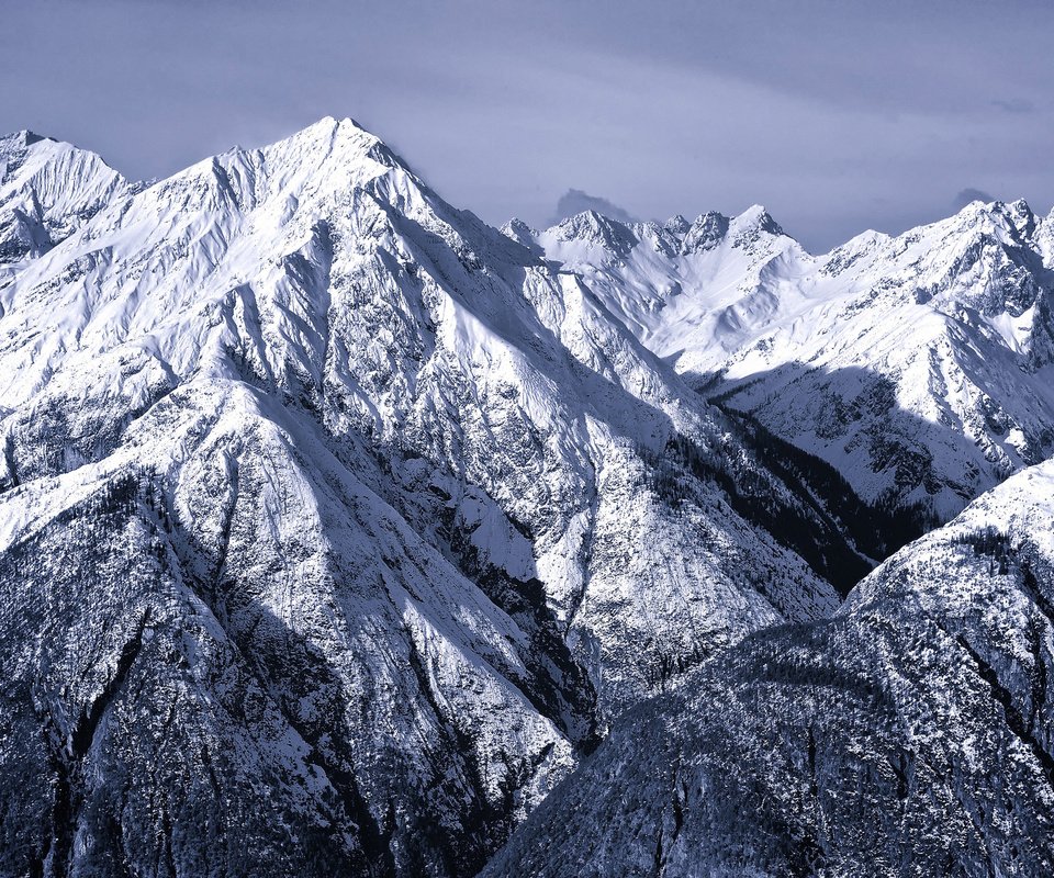 Обои горы, снег, природа, зима, вершины, альпы, mountains, snow, nature, winter, tops, alps разрешение 2048x1365 Загрузить