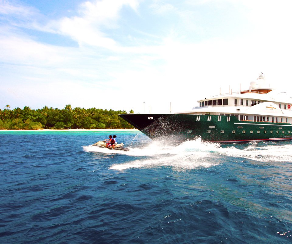 Обои яхта, остров, тропики, мальдивы, yacht, island, tropics, the maldives разрешение 3379x2253 Загрузить