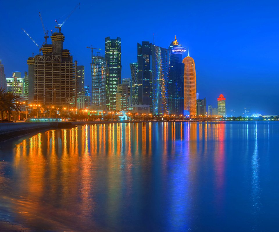 Обои отражение, побережье, мегаполис, катар, до́ха, доха, reflection, coast, megapolis, qatar, doha разрешение 2880x1800 Загрузить