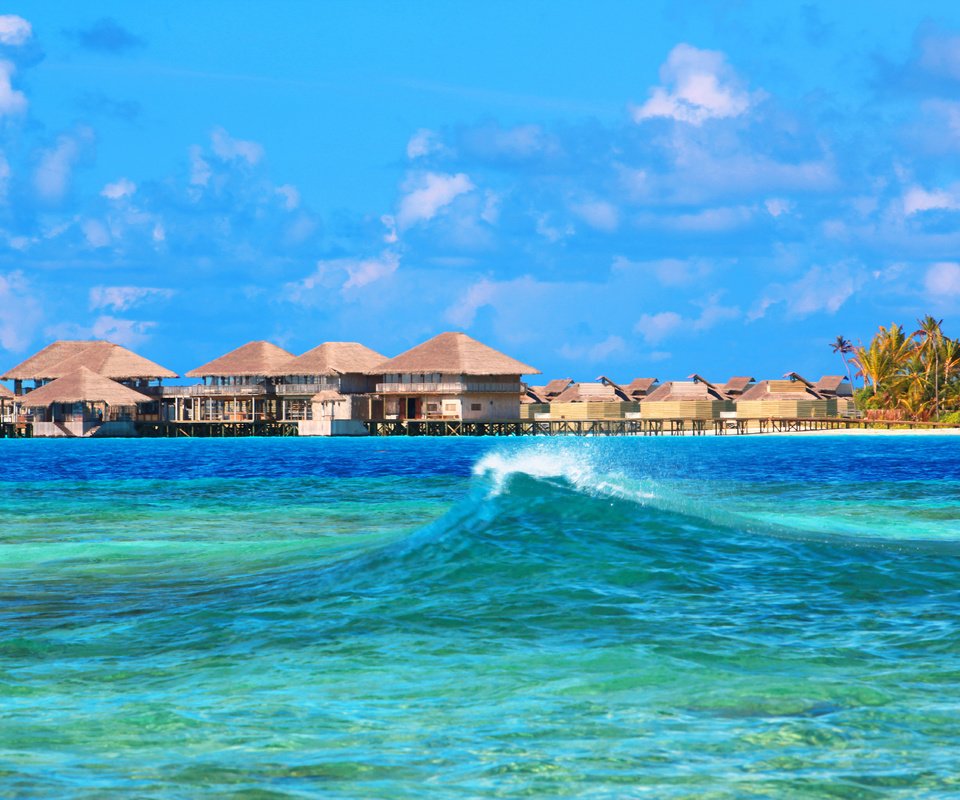 Обои море, бунгало, тропики, мальдивы, sea, bungalow, tropics, the maldives разрешение 5616x3744 Загрузить