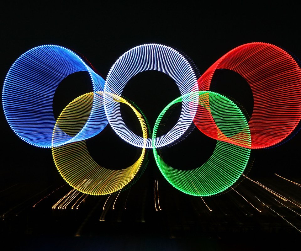 Обои огни, абстракция, лучи, олимпиада, кольца, lights, abstraction, rays, olympics, ring разрешение 2560x1600 Загрузить