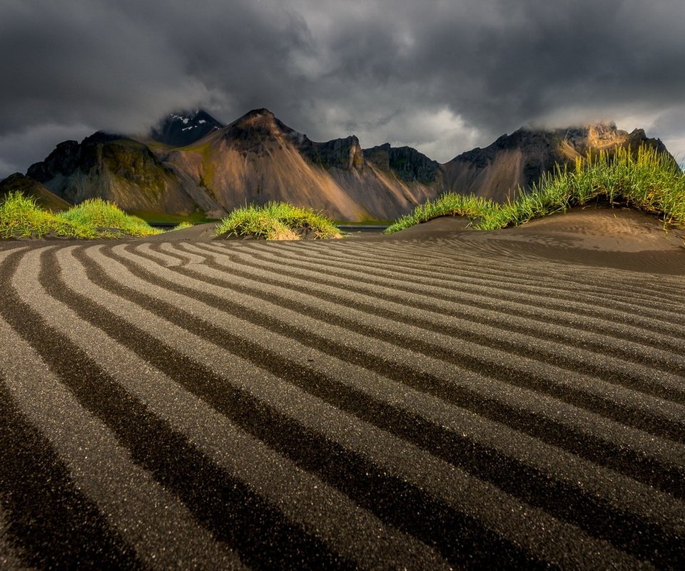 Обои горы, природа, поле, mountains, nature, field разрешение 1920x1200 Загрузить