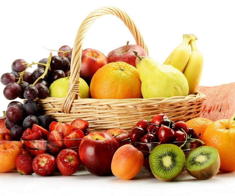 Обои виноград, ягоды, фрукты, киви, яблоки, бананы, апельсины, груши, клубника, абрикосы, черешня, нектарин, арбуз, корзина, grapes, berries, fruit, kiwi, apples, bananas, oranges, pear, strawberry, apricots, cherry, nectarine, watermelon, basket разрешение 1920x1280 Загрузить