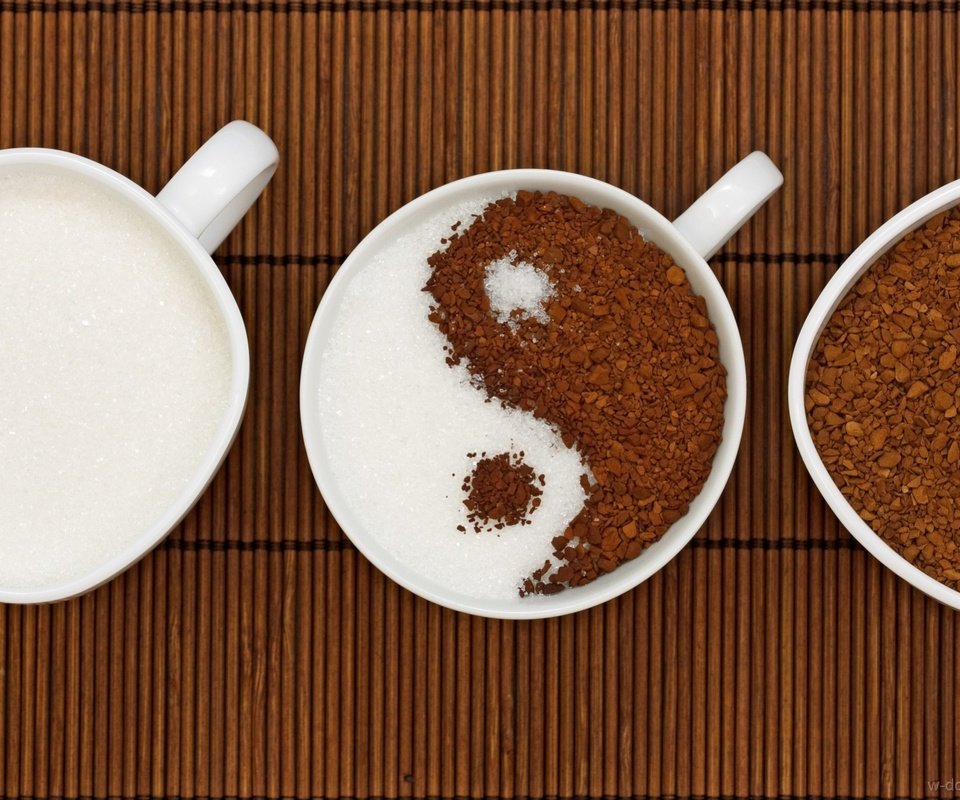 Обои кофе, чашки, сахар, инь и янь, ин-янь, кофе растворимый, coffee, cup, sugar, yin and yang, ying-yang, instant coffee разрешение 1920x1440 Загрузить