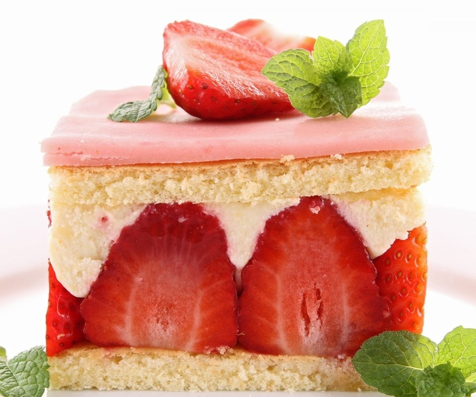 Обои мята, клубника, сладкое, десерт, пирожное, клубничное пирожное, mint, strawberry, sweet, dessert, cake, strawberry cake разрешение 1920x1200 Загрузить