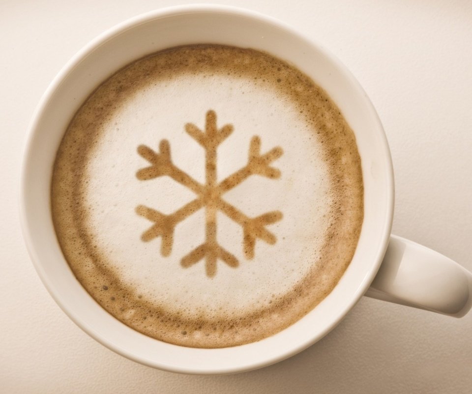 Обои рисунок, напиток, кофе, чашка, снежинка, капучино, пенка, figure, drink, coffee, cup, snowflake, cappuccino, foam разрешение 1920x1200 Загрузить