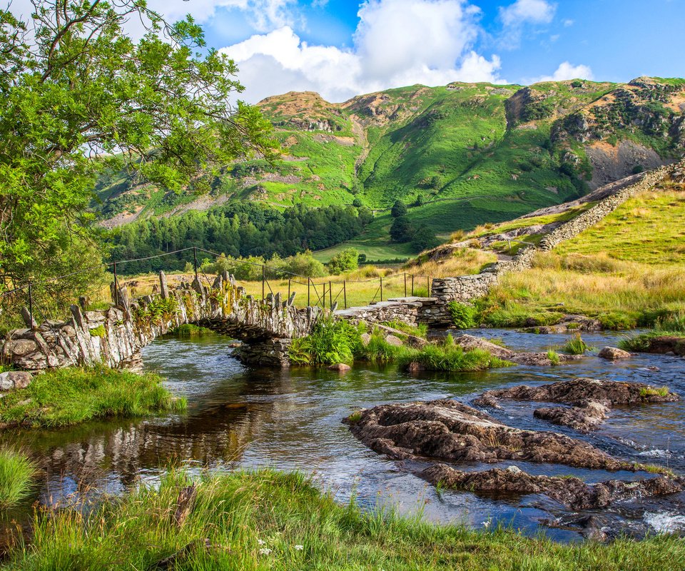 Обои река, горы, мост, англия, little langdale valley, river, mountains, bridge, england разрешение 2048x1365 Загрузить