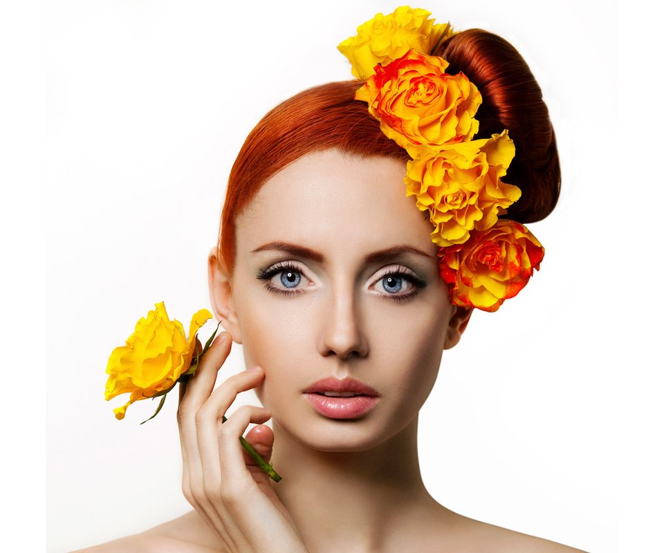 Обои цветы, девушка, модель, лицо, макияж, венок, рыжеволосая, flowers, girl, model, face, makeup, wreath, redhead разрешение 2560x1600 Загрузить