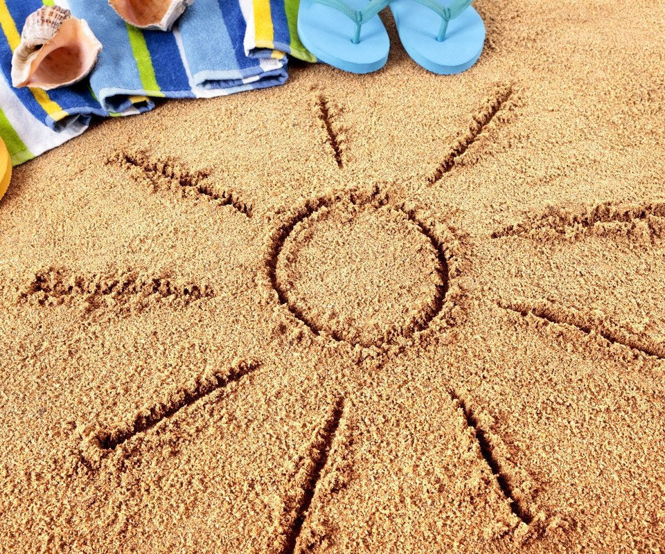 Обои песок, сланцы, пляж, летнее, лето, аксессуаров, очки, отдых, вс, полотенце, песка, каникулы, vacation, sand, slates, beach, accessories, summer, glasses, stay, sun, towel разрешение 2880x1920 Загрузить