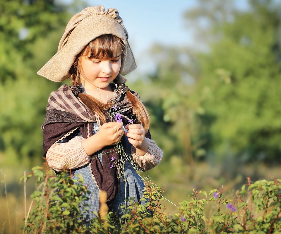 Обои цветы, природа, лето, дети, девочка, косички, flowers, nature, summer, children, girl, braids разрешение 3840x2560 Загрузить