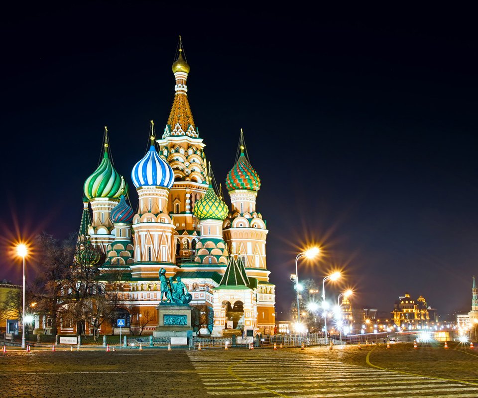 Обои ночь, огни, москва, памятник, собор василия блаженного, night, lights, moscow, monument, st. basil's cathedral разрешение 1920x1200 Загрузить