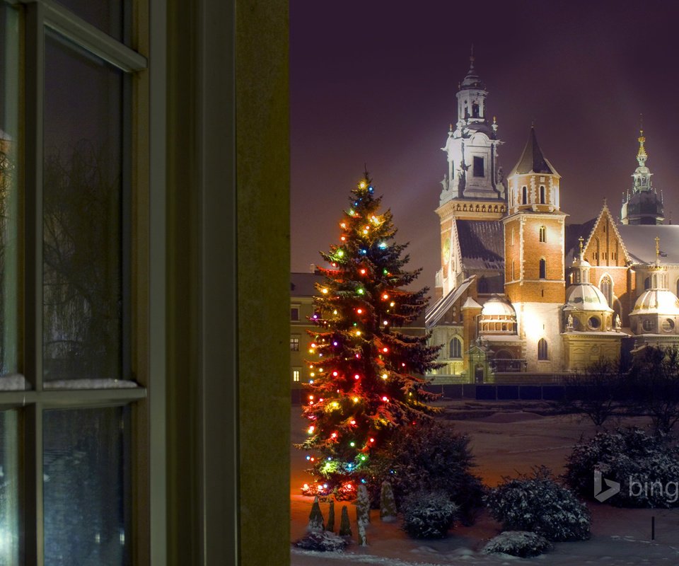 Обои елка, замок, рождество, польша, bing, краков, вавельский замок, tree, castle, christmas, poland, krakow, wawel castle разрешение 1920x1200 Загрузить