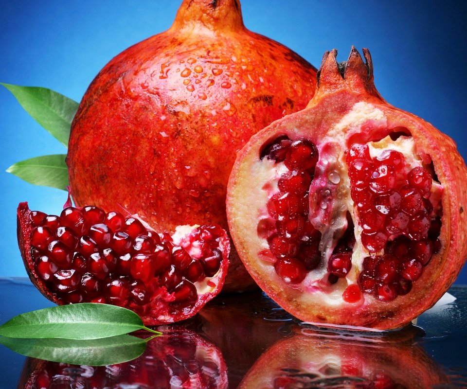 Обои фрукты, плоды, граната, гранат, fruit, pomegranate, garnet разрешение 2880x2079 Загрузить