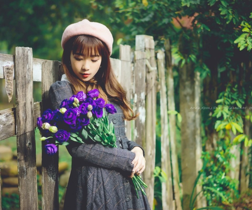 Обои цветы, девушка, забор, модель, азиатка, flowers, girl, the fence, model, asian разрешение 2048x1365 Загрузить