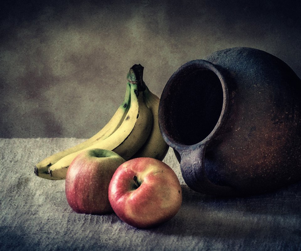 Обои фрукты, яблоки, кувшин, бананы, натюрморт, fruit, apples, pitcher, bananas, still life разрешение 4299x2746 Загрузить