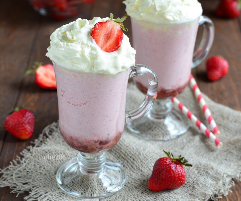 Обои клубника, сливки, десерт, strawberry, cream, dessert разрешение 3000x1913 Загрузить