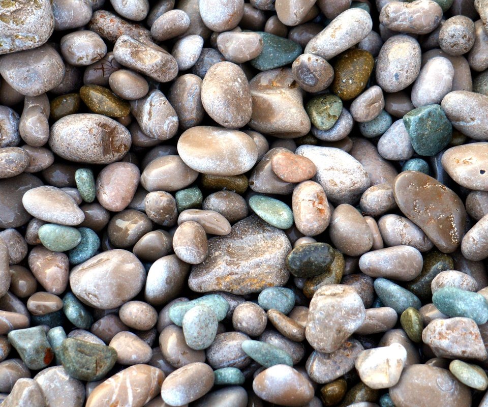 Обои камни, галька, море, stones, pebbles, sea разрешение 2400x1559 Загрузить