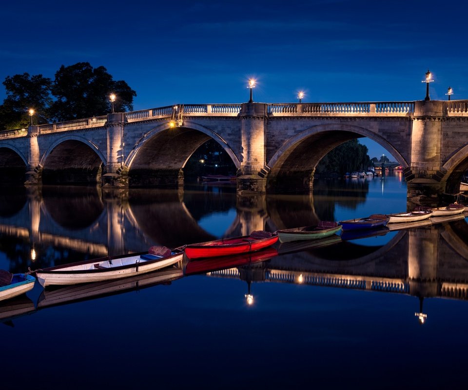 Обои ночь, огни, великобритания, лондон, richmond bridge, night, lights, uk, london разрешение 2880x1922 Загрузить