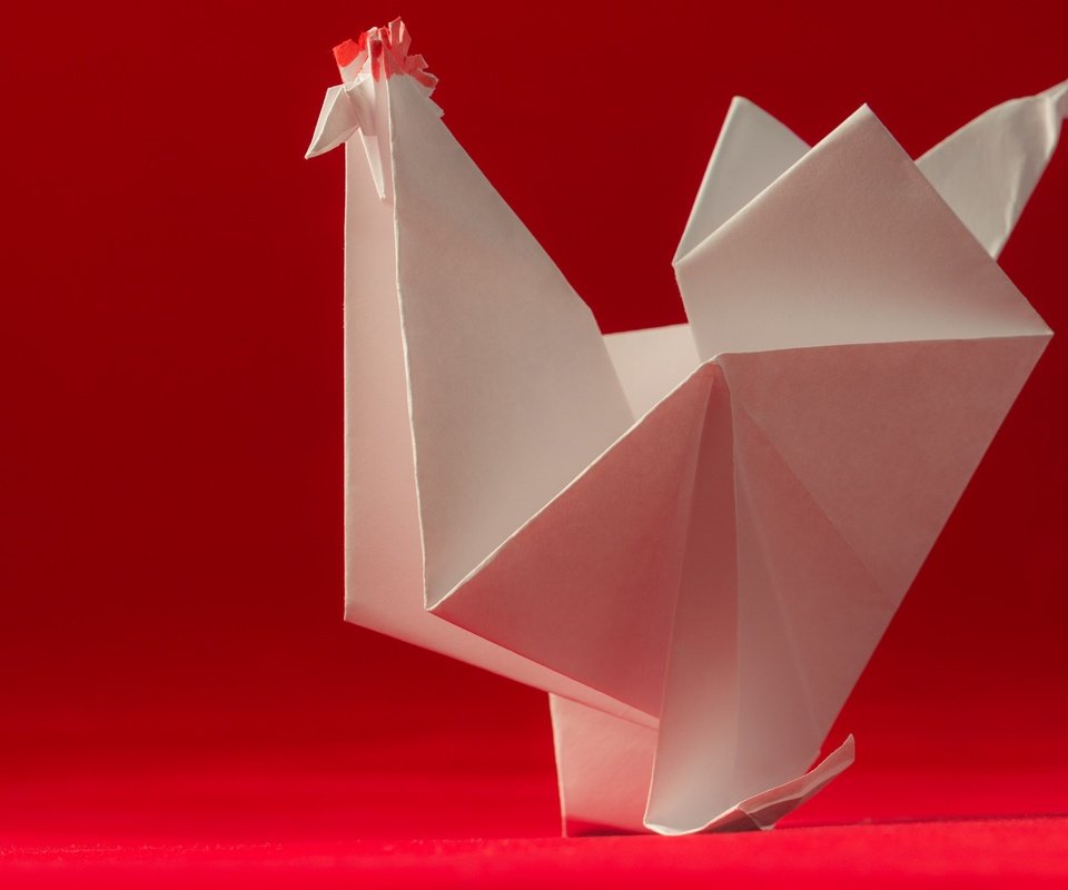 Обои бумага, птица, оригами, красный фон, петух, paper, bird, origami, red background, cock разрешение 2048x1365 Загрузить