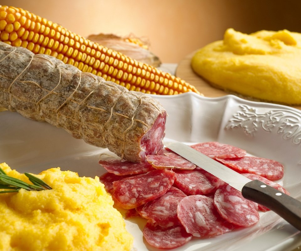 Обои кукуруза, нож, колбаса, нарезка, corn, knife, sausage, cutting разрешение 2560x1600 Загрузить