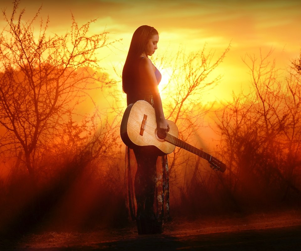 Обои природа, закат, девушка, гитара, nature, sunset, girl, guitar разрешение 4928x3264 Загрузить