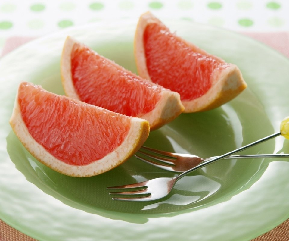 Обои фрукты, дольки, тарелка, вилки, цитрусы, грейпфрут, fruit, slices, plate, fork, citrus, grapefruit разрешение 1920x1200 Загрузить
