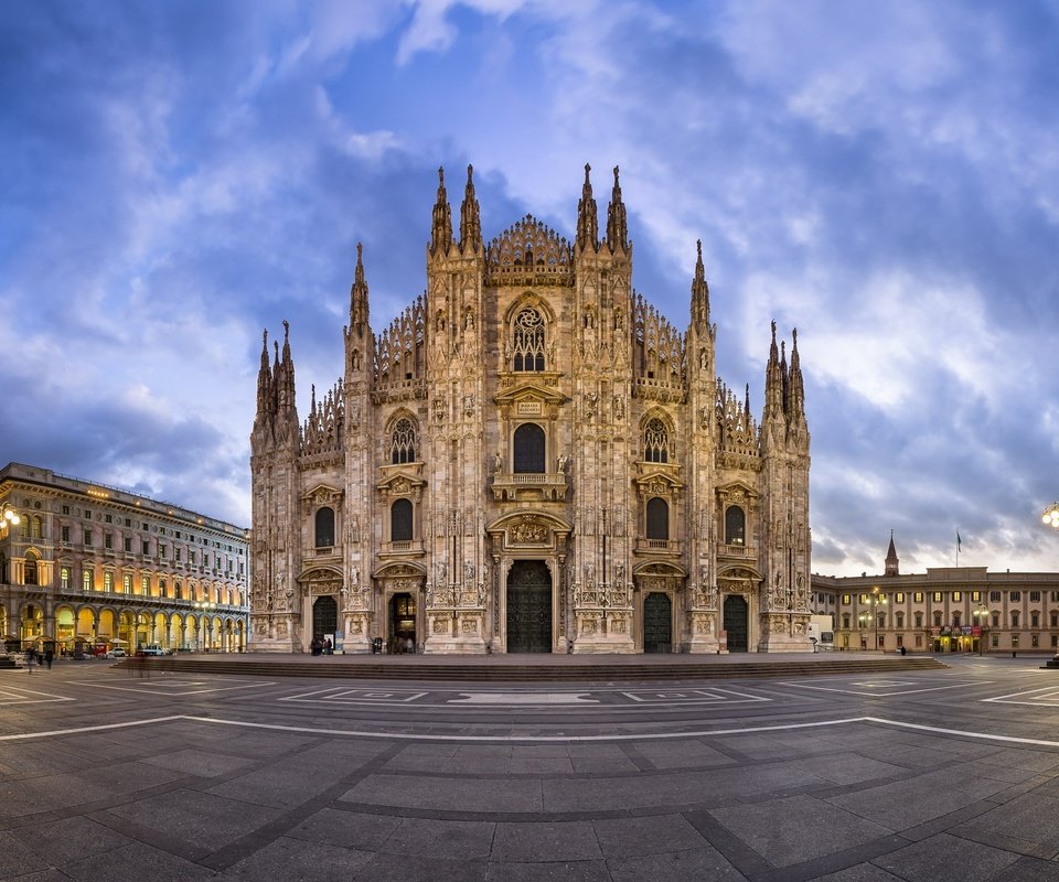 Обои собор, италия, архитектура, милан, cathedral, italy, architecture, milan разрешение 2000x1260 Загрузить