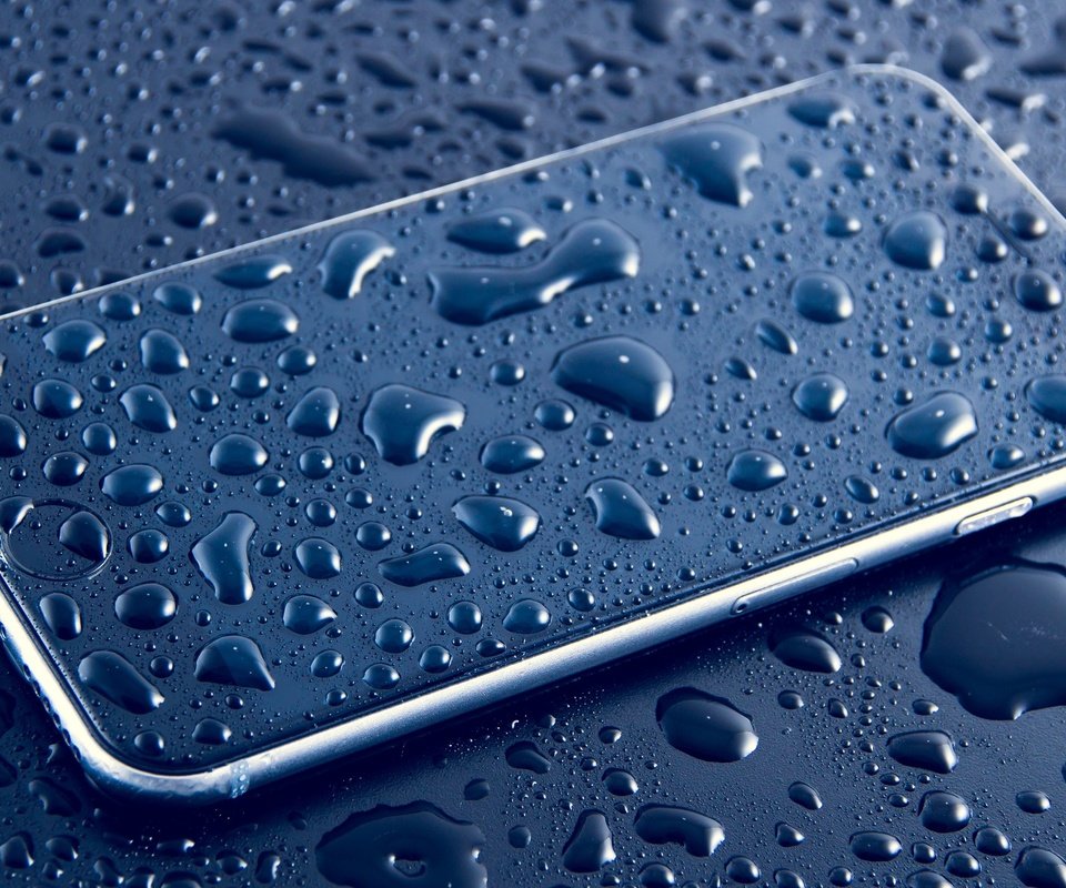 Обои вода, капли, телефон, смартфон, эппл, iphone 6s, water, drops, phone, smartphone, apple разрешение 2556x1600 Загрузить