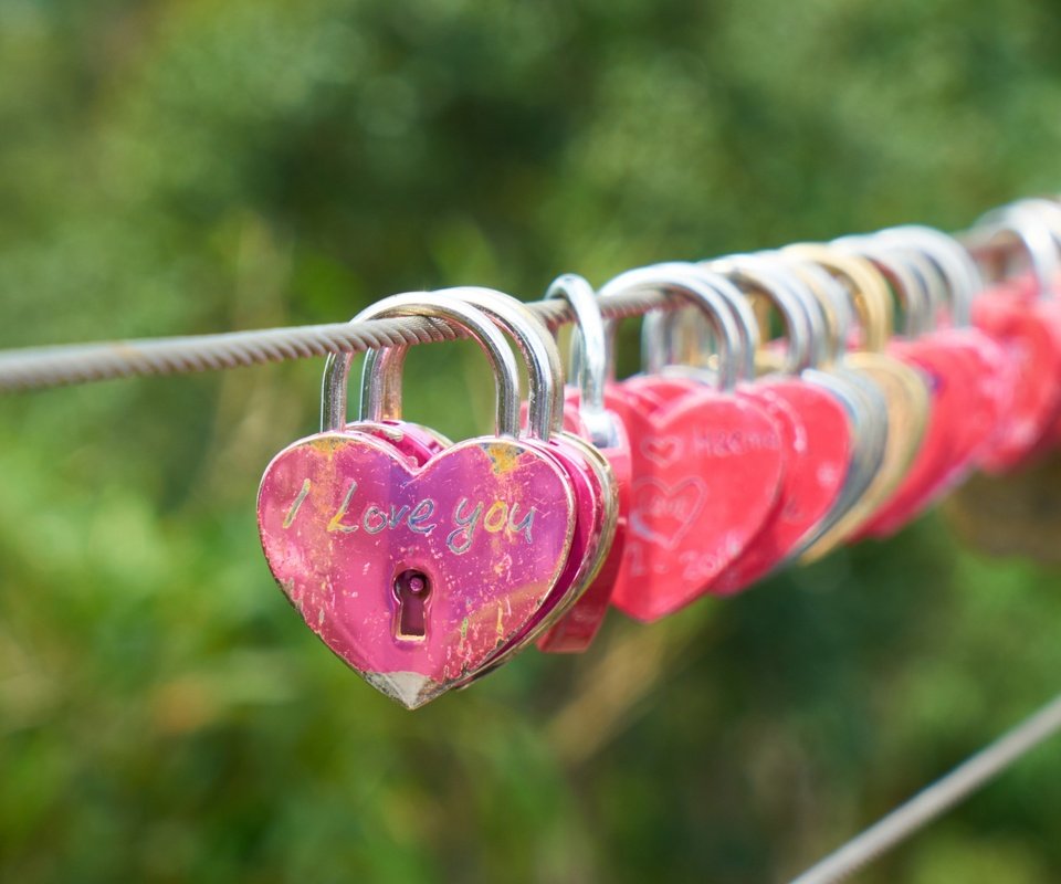 Обои замок, сердце, любовь, романтика, сердечки, романтик, lock, castle, heart, love, romance, hearts, romantic разрешение 2560x1600 Загрузить