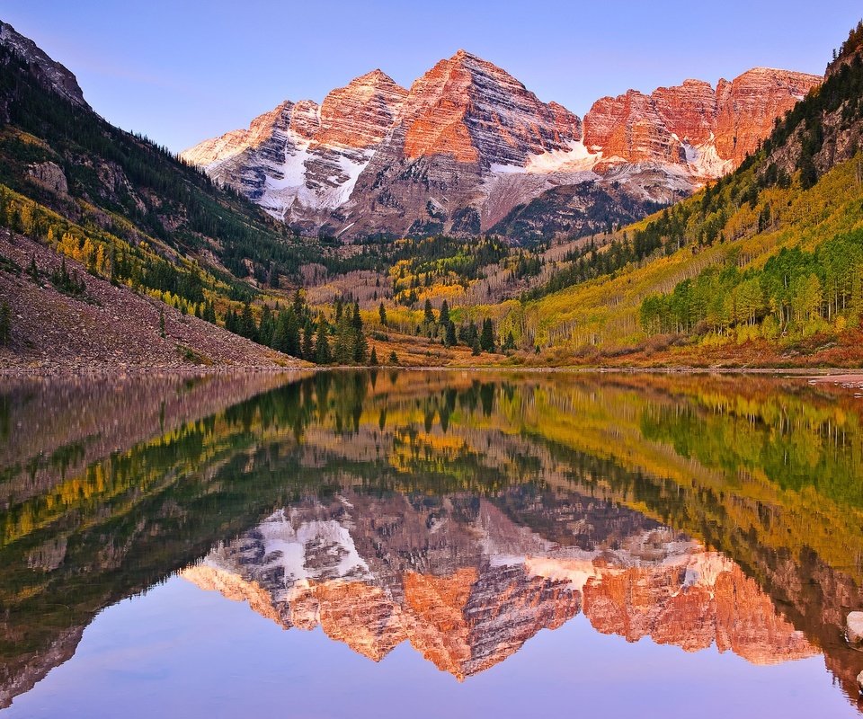 Обои озеро, отражение, утро, гора, осень, сша, lake, reflection, morning, mountain, autumn, usa разрешение 2048x1363 Загрузить