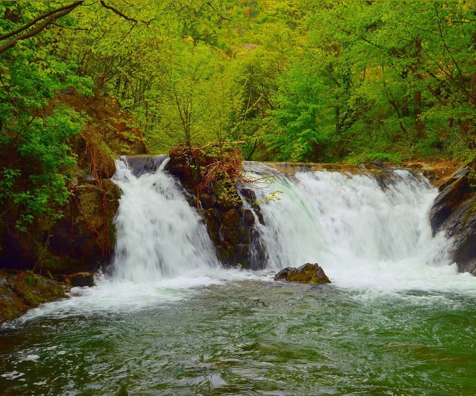 Обои деревья, река, природа, зелень, водопад, trees, river, nature, greens, waterfall разрешение 3006x1874 Загрузить