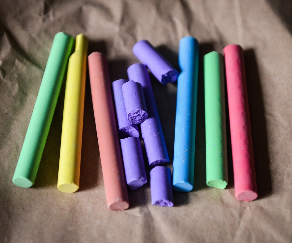 Обои разноцветные, карандаши, цветные, окрас, мелки, colorful, pencils, colored, color, crayons разрешение 3840x2400 Загрузить
