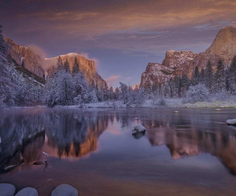 Обои озеро, горы, природа, лес, зима, отражение, пейзаж, lake, mountains, nature, forest, winter, reflection, landscape разрешение 1920x1200 Загрузить