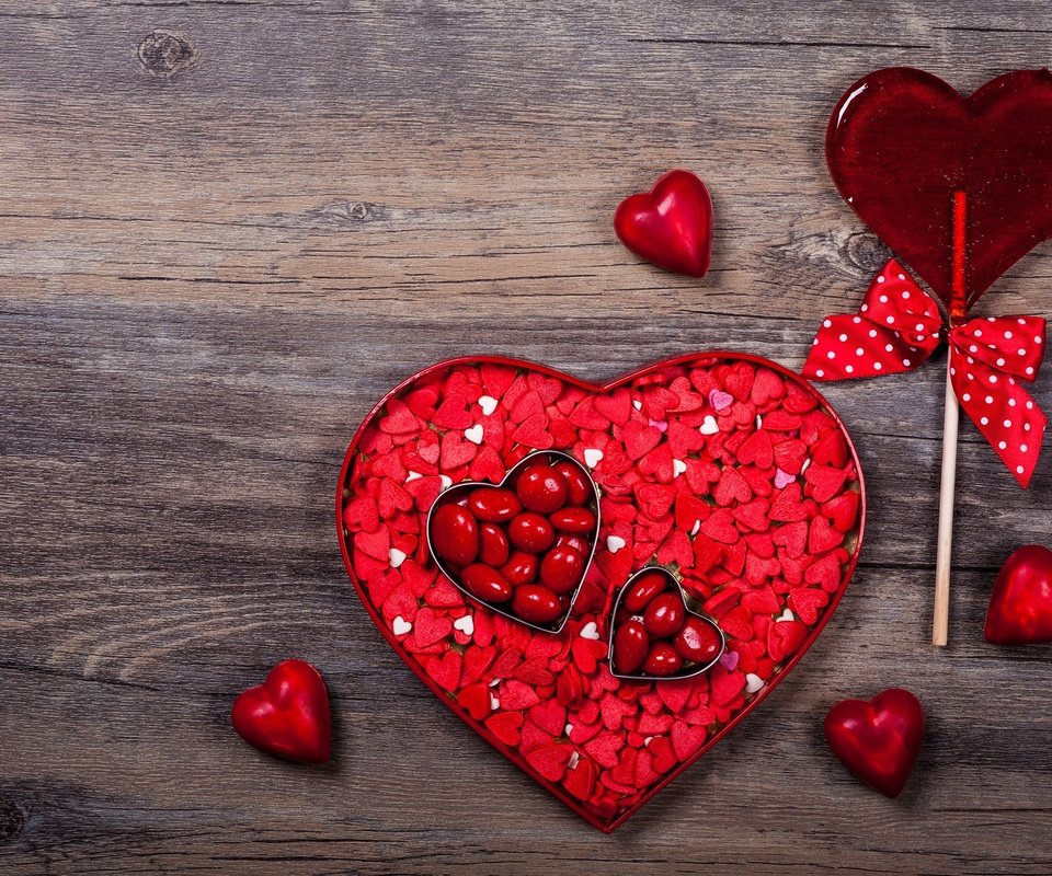 Обои конфеты, сердце, сердечки, день святого валентина, candy, heart, hearts, valentine's day разрешение 2880x1904 Загрузить