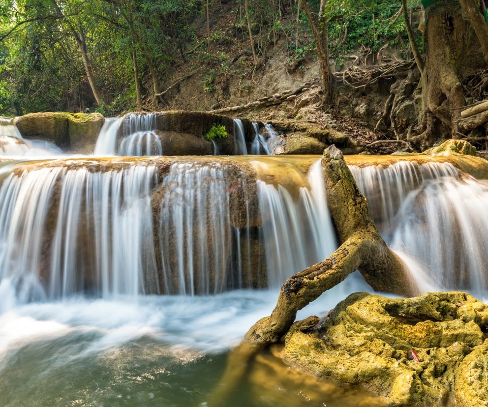 Обои река, природа, водопад, палки, river, nature, waterfall, stick разрешение 2880x1800 Загрузить