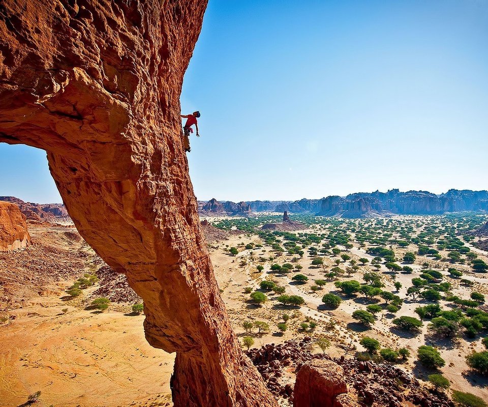 Обои скалы, природа, скала, каньон, человек, высота, спорт, скалолазание, rocks, nature, rock, canyon, people, height, sport, climbing разрешение 1920x1080 Загрузить