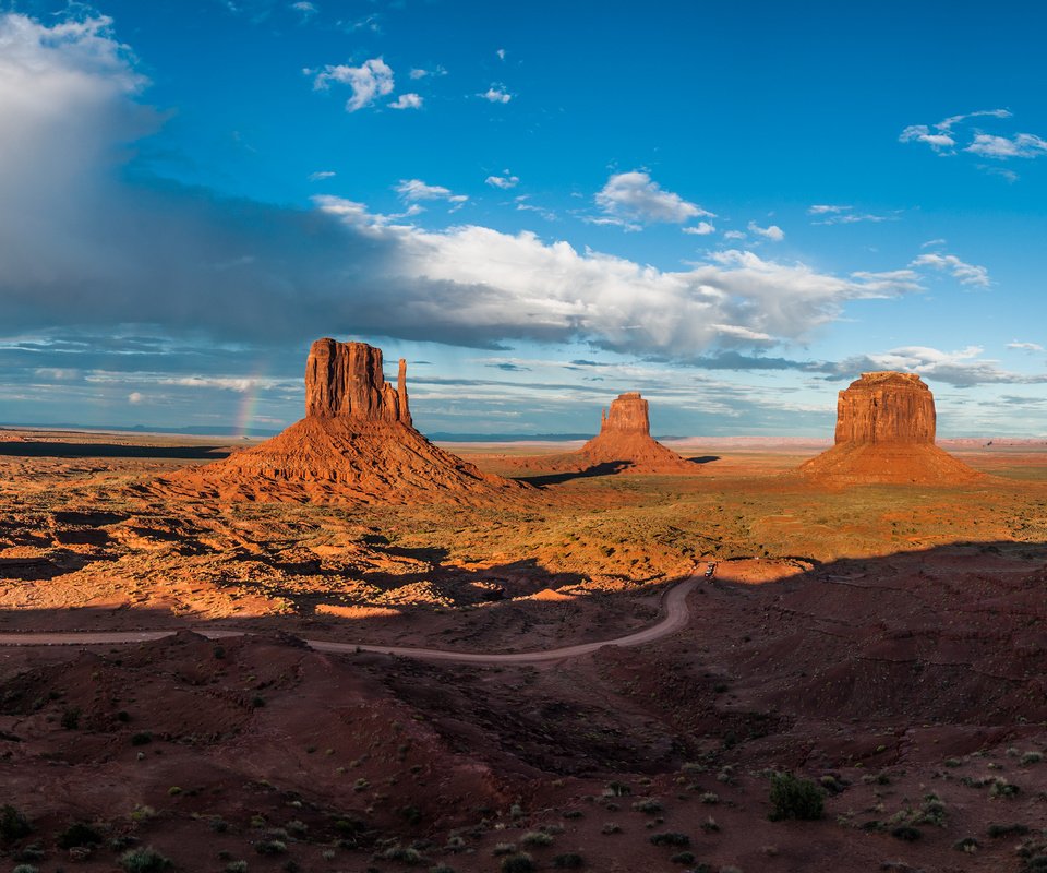 Обои небо, облака, скалы, каньон, аризона, долина монументов, rbezze, the sky, clouds, rocks, canyon, az, monument valley разрешение 3840x2400 Загрузить