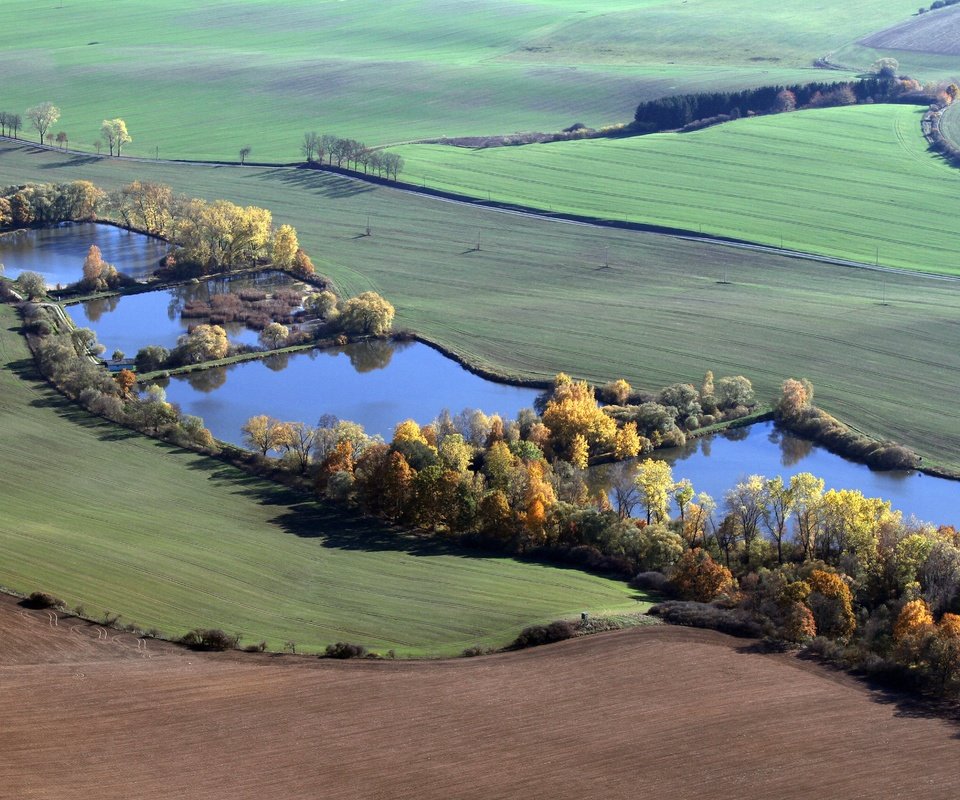 Обои деревья, природа, пейзаж, равнина, пруд, холм, плато, резервуар, trees, nature, landscape, plain, pond, hill, plateau, tank разрешение 7087x4724 Загрузить