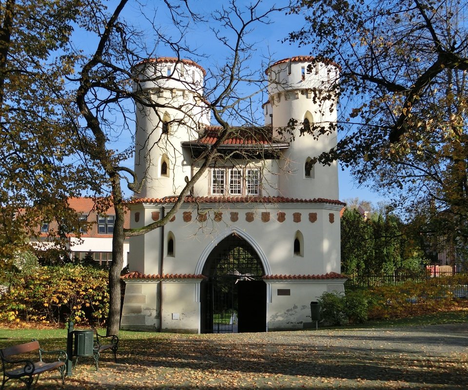 Обои природа, пейзаж, парк, замок, чехия, вход, влашим, nature, landscape, park, castle, czech republic, entrance, vlasim разрешение 4608x3456 Загрузить